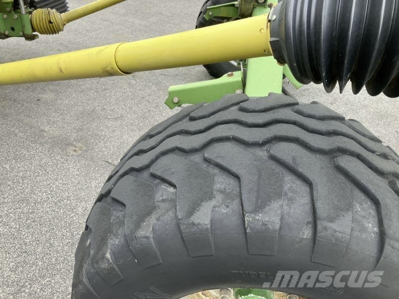 Krone SCHWADRO 1400 Vālotāji