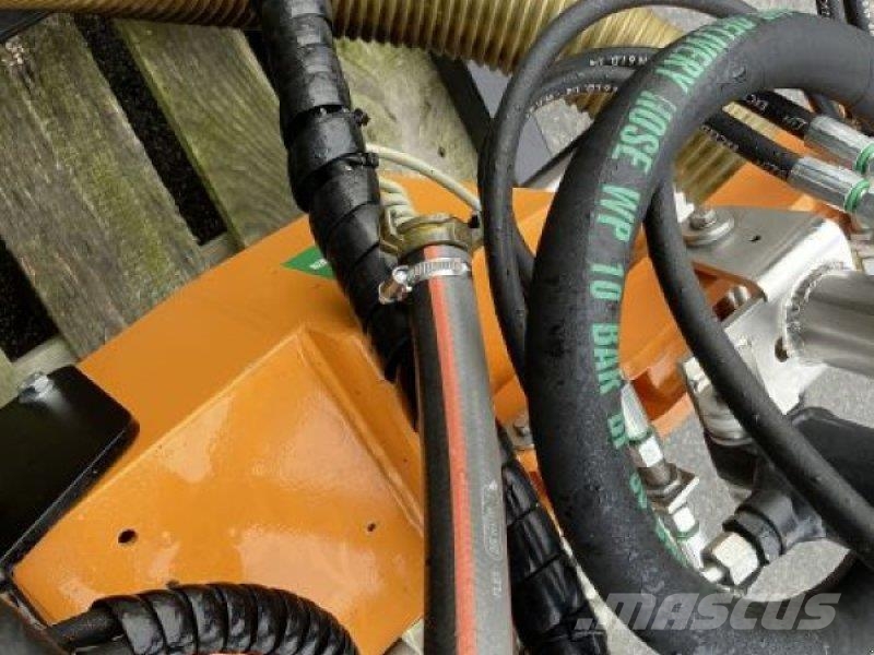 Kugelmann GIEßARM HYDRAULISCH Ostale industrijske mašine