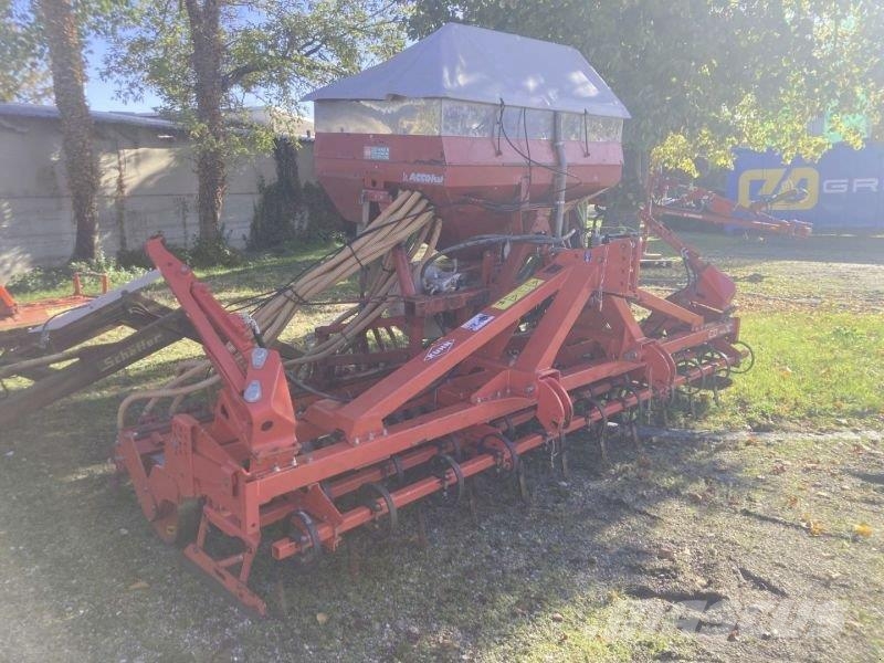 Kuhn CD 400 + ACCORD SÄCOMPACTOR Drills