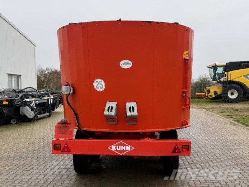 Kuhn EUROMIX I 2580 ملقمات خلاط