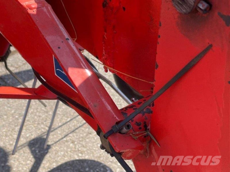 Kuhn GF 10601 TO Rastrillos y henificadores