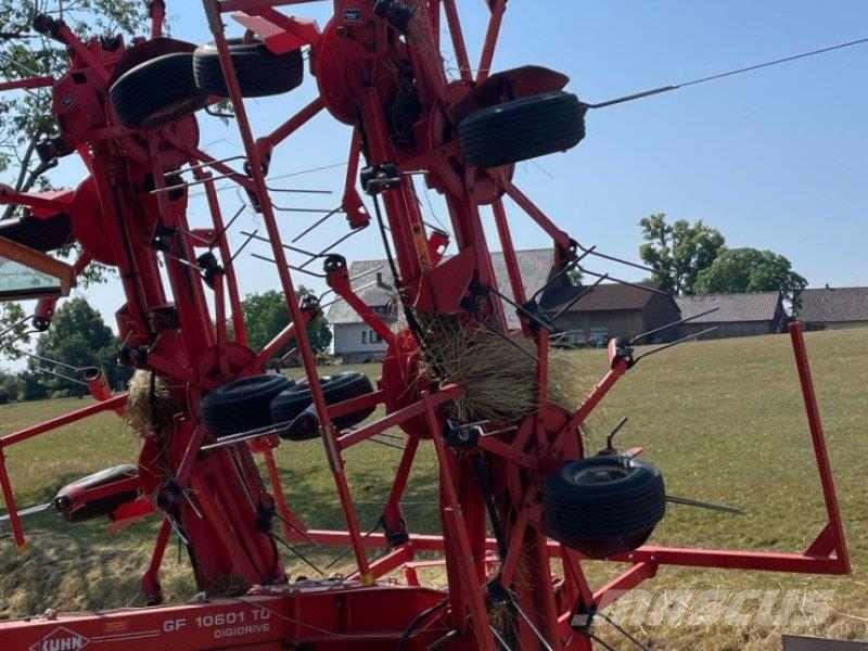 Kuhn GF 10601 TO Rastrillos y henificadores