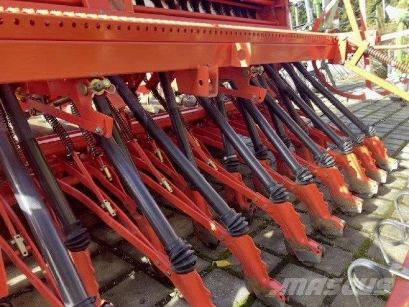 Kuhn HRB 302 D + H0156 Külvik-äkked