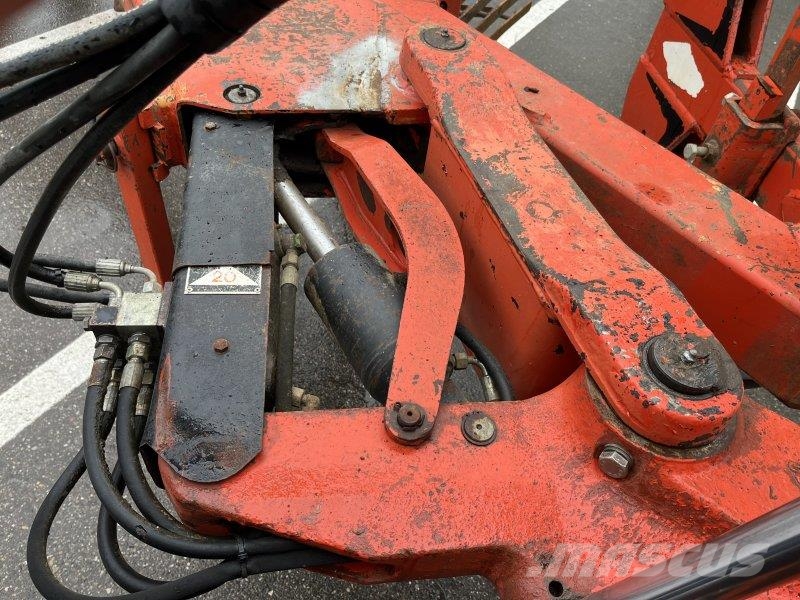Kuhn HV 575 PREISREDUZIERT Arados convencionais