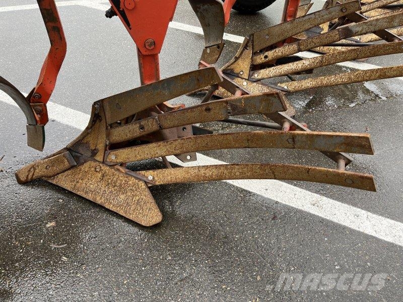 Kuhn HV 575 PREISREDUZIERT Arados convencionais