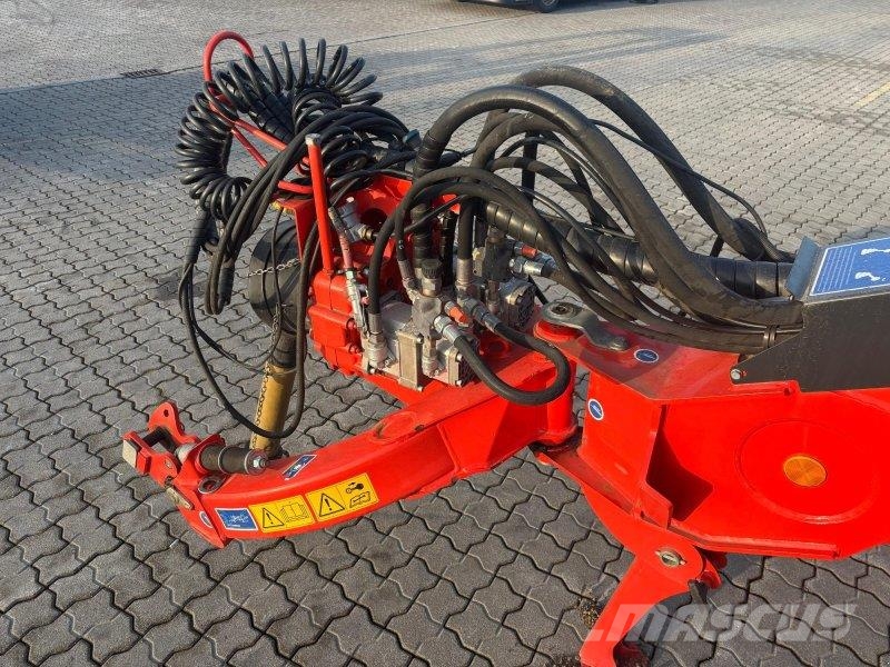 Kuhn Merge Maxx 950 Bandschwader محشات