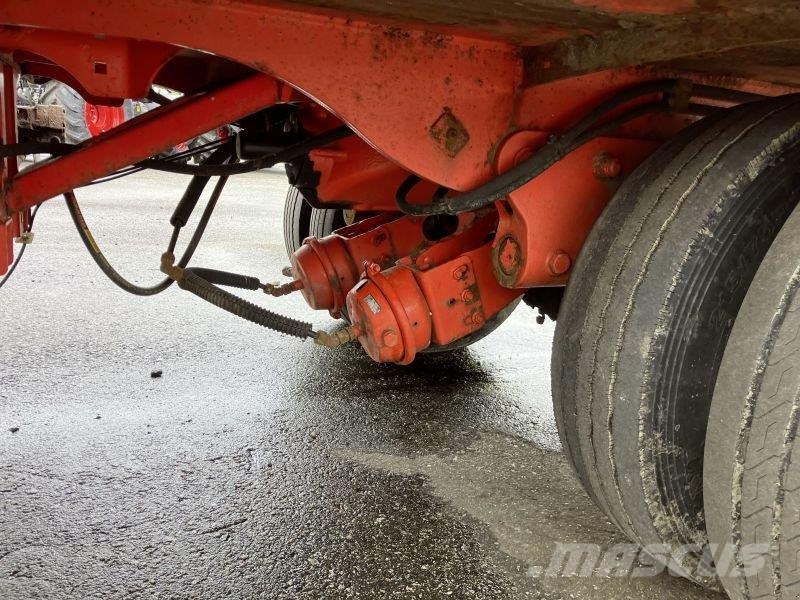 Kuhn PROFILE 14.2 CS Fullfodervagnar