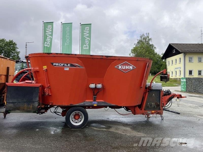 Kuhn PROFILE 14.2 CS Fullfodervagnar