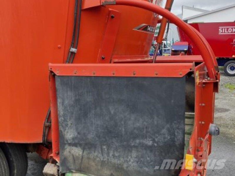 Kuhn PROFILE 14.2 CS Fullfodervagnar