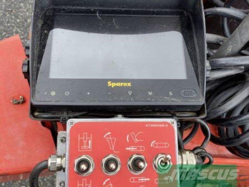 Kuhn PROFILE 14.2 CS Mešalne hranilnice