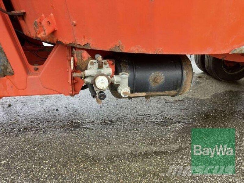 Kuhn PROFILE 14.2 CS Mešalne hranilnice
