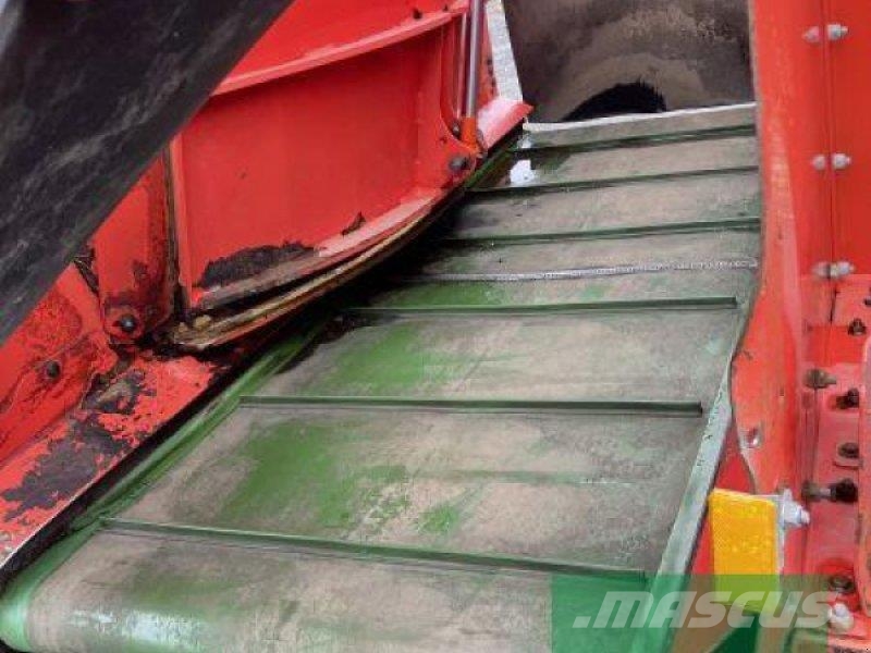 Kuhn PROFILE 14.2 CS Mešalne hranilnice