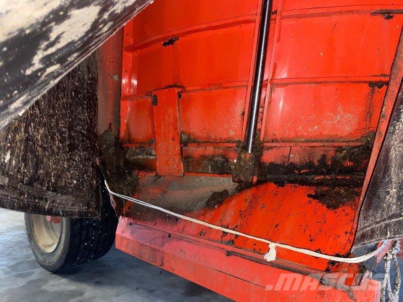 Kuhn Profile 26.2 DL Fullfodervagnar