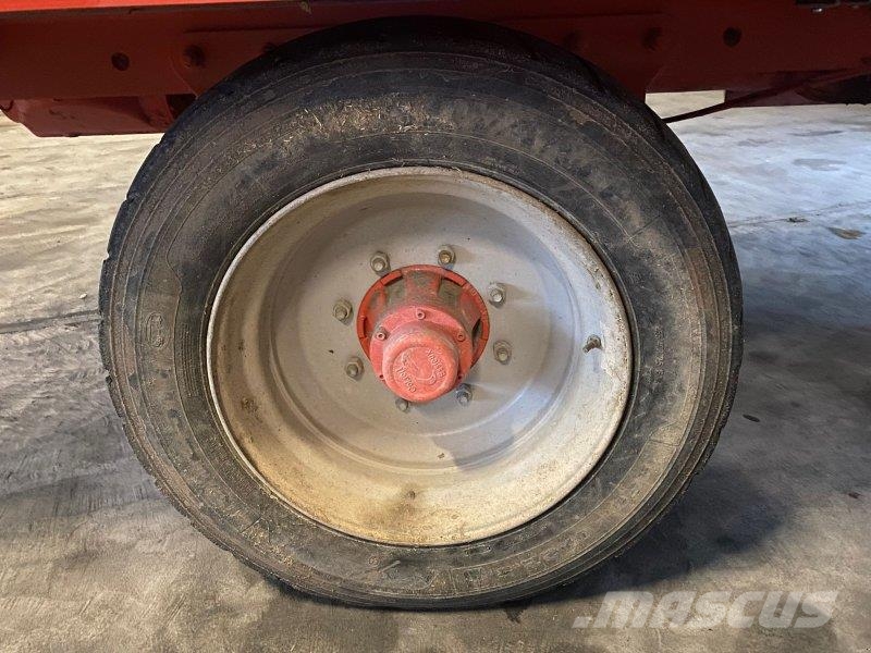 Kuhn Profile 26.2 DL Fullfodervagnar