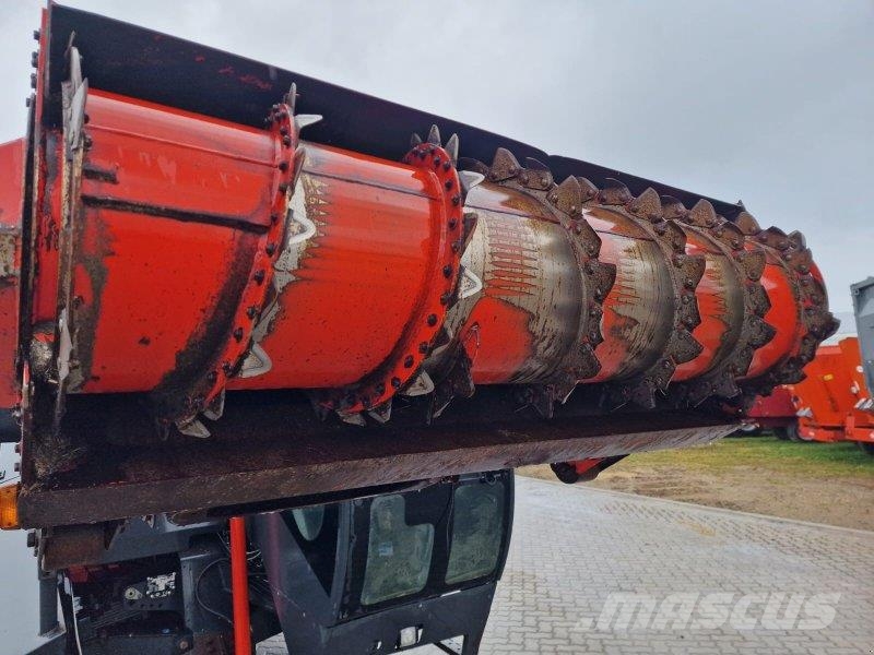 Kuhn SPV 12 POWER Fullfodervagnar