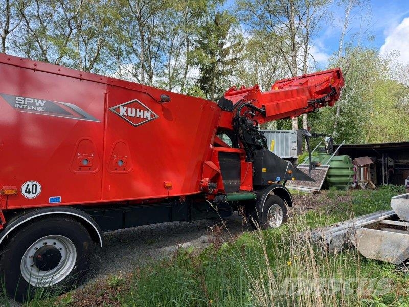 Kuhn SPW 19.2 Intense Mezcladoras distribuidoras