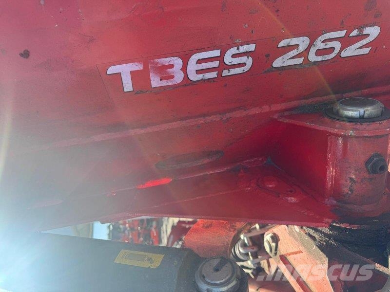 Kuhn TBES 262 Szecskázók
