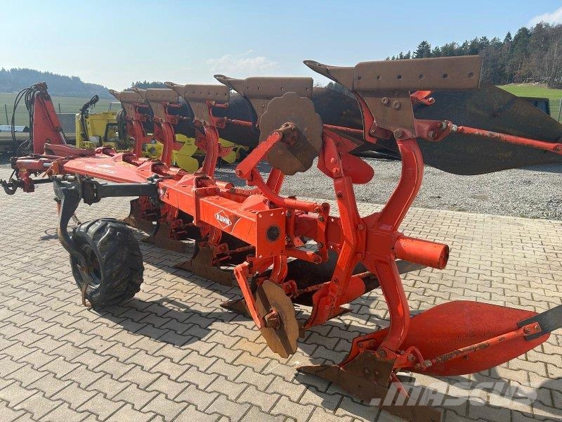 Kuhn Vari Master 152 hydr. Steingesichert Conventionele ploegen