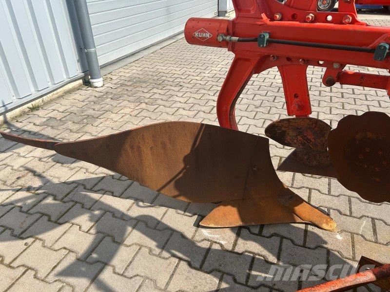 Kuhn Vari Master 152 hydr. Steingesichert Conventionele ploegen