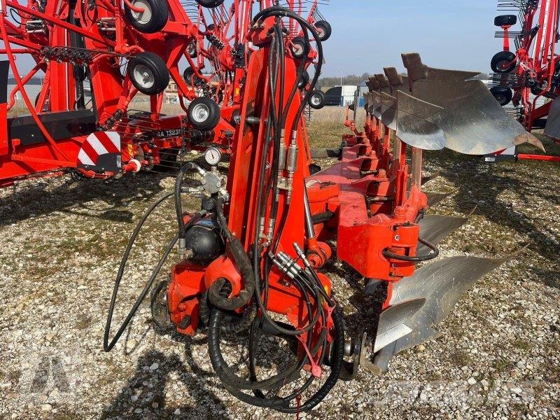 Kuhn VM 153 4E/5H 102 Konventionelle Pflüge