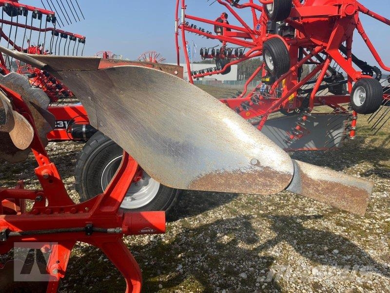 Kuhn VM 153 4E/5H 102 Konventionelle Pflüge