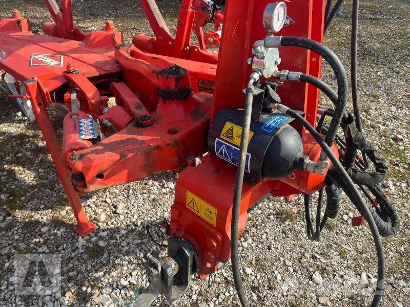 Kuhn VM 153 4E/5H 102 Konventionelle Pflüge