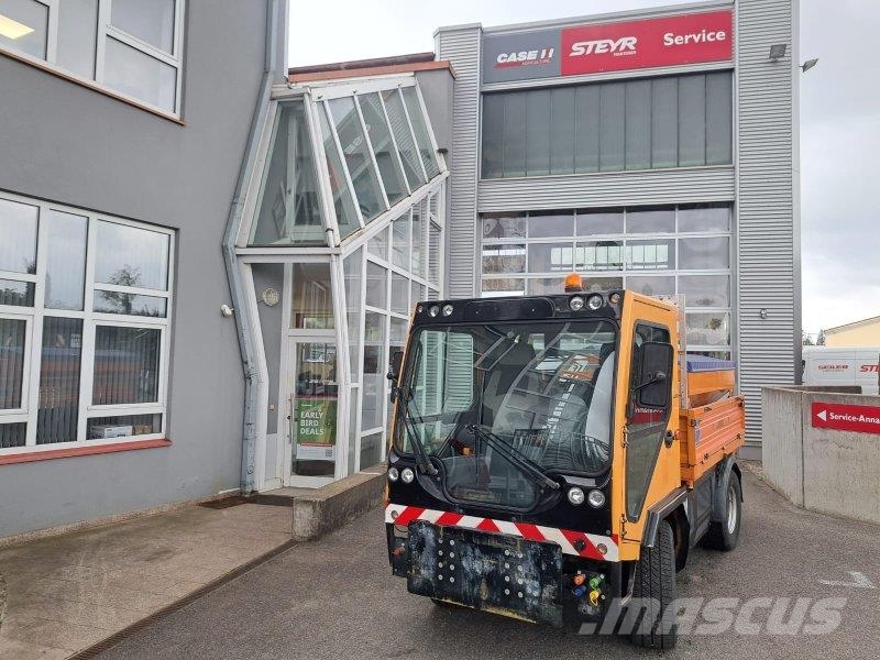 Ladog T1550T + Kugelmann Salzstreuer Tweewielige tractoren en cultivatoren