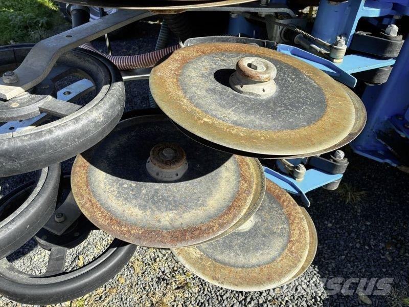 Lemken COMPACT SOLITAIR 9/600 KK Drillmaschinenkombination