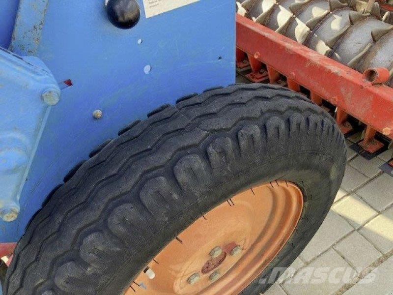 Lemken EURODRILL 300 - 25 REIHEN Kombinované sejačky