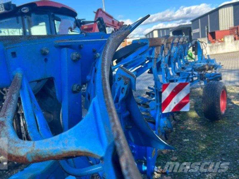 Lemken Juwel 8 傳統犁