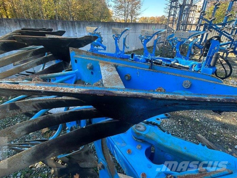 Lemken Juwel 8 傳統犁