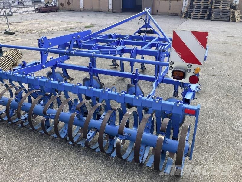 Lemken KARAT 9 Grubber