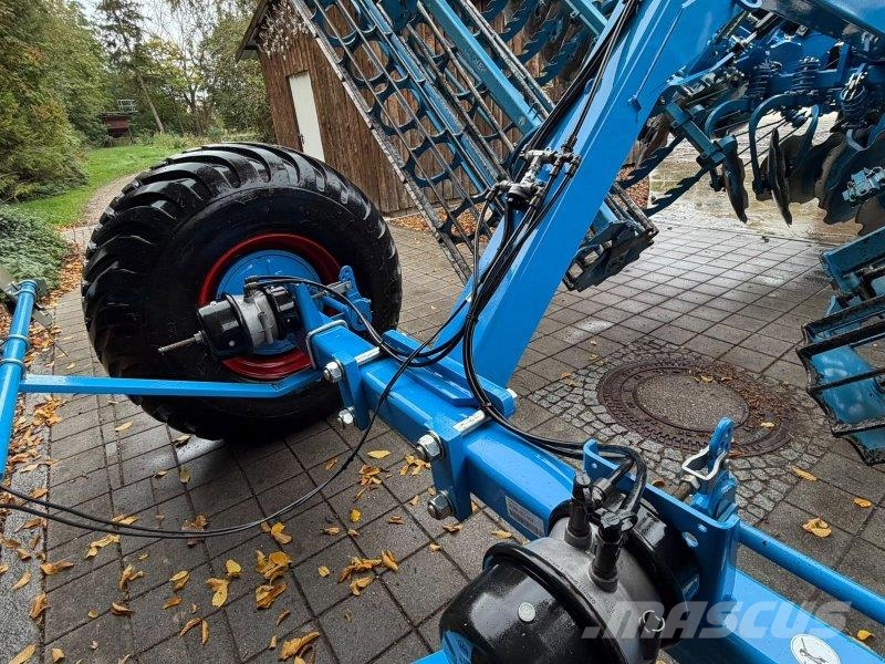 Lemken Rubin 10/500 زحافات ساحقة