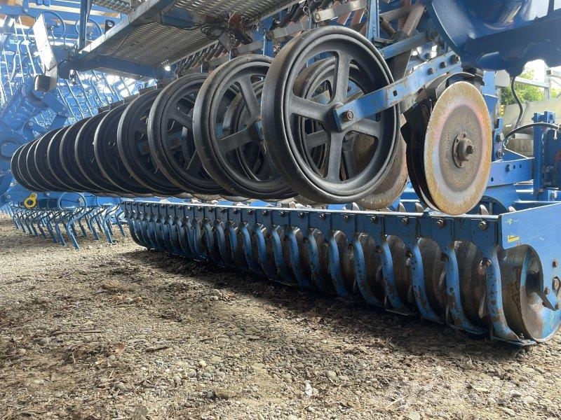 Lemken Zirkon 7/300 + Saphir 7/300 مثاقيب مدمجة