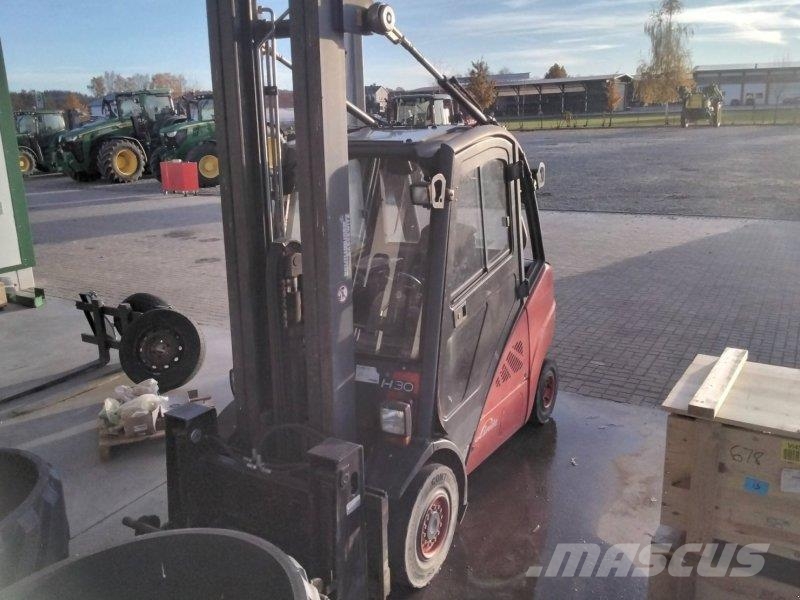 Linde H30D Maastikutõstukid