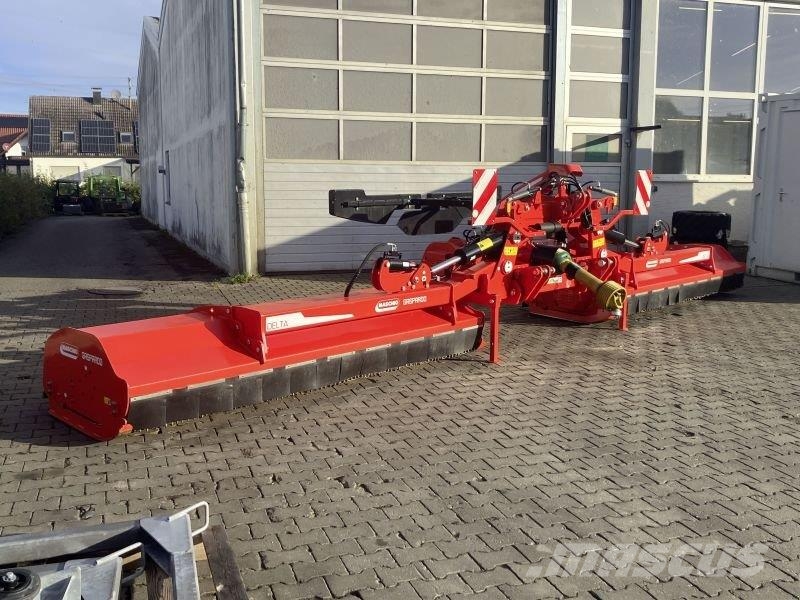 Maschio DELTA 8300 MASCHIO حصادات الأعلاف