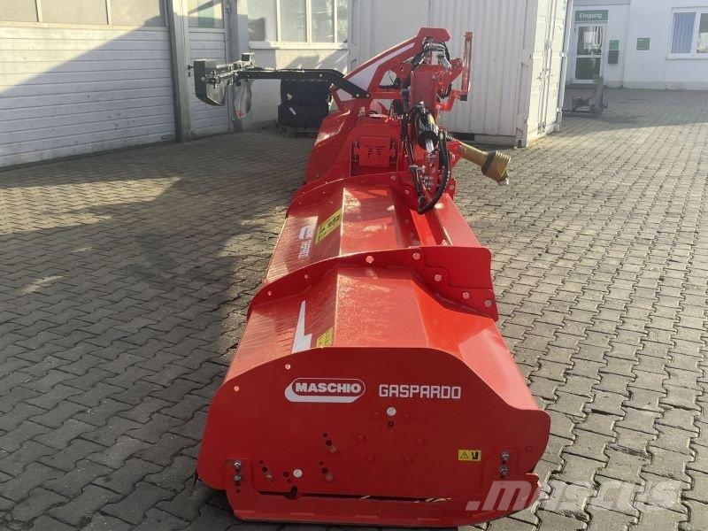 Maschio DELTA 8300 MASCHIO حصادات الأعلاف