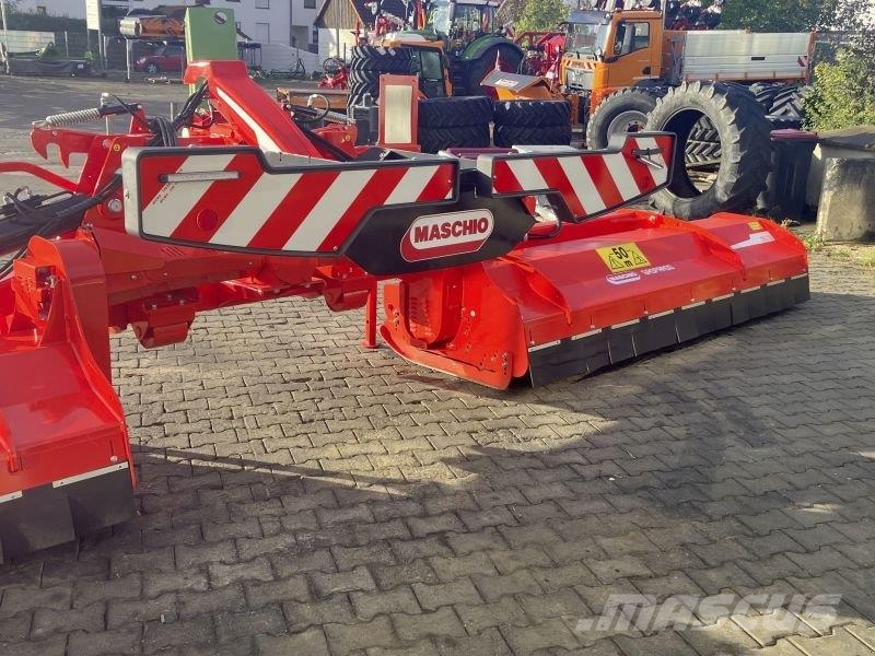 Maschio DELTA 8300 MASCHIO حصادات الأعلاف