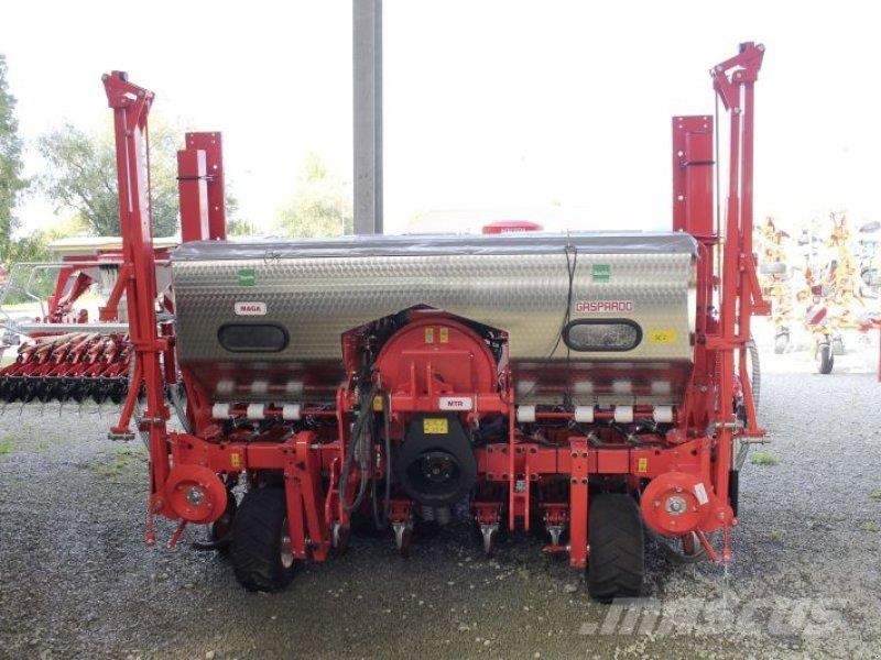 Maschio MAGA 8 Isotronic Muut kylvö- ja istutuskoneet sekä lisävarusteet