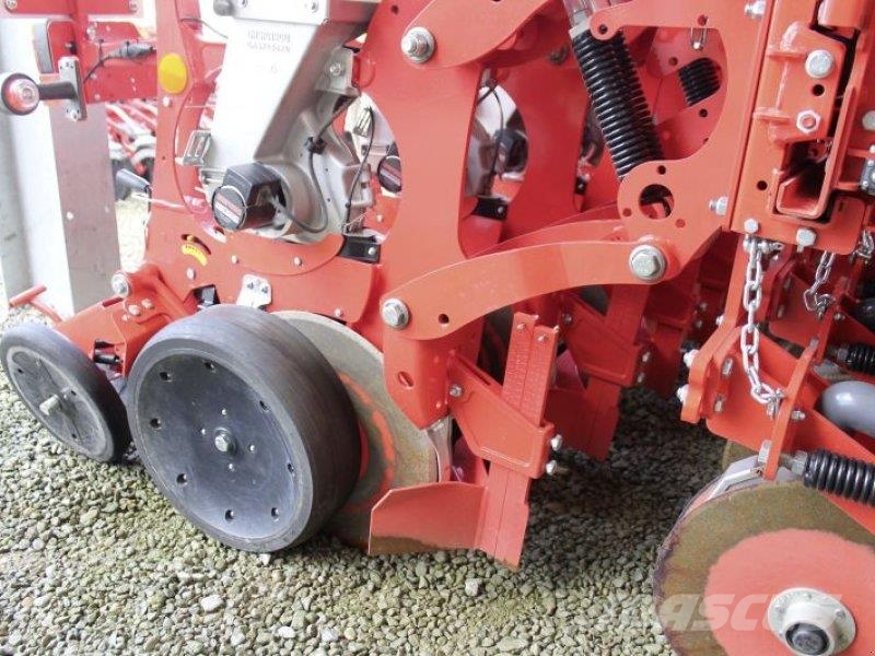 Maschio MAGA 8 Isotronic Muut kylvö- ja istutuskoneet sekä lisävarusteet