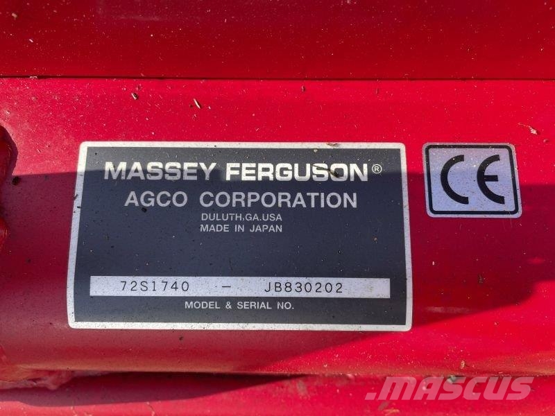 Massey Ferguson 1740 HC ماكينات جز العشب