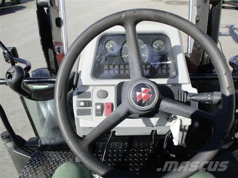 Massey Ferguson 5425 #903 الجرارات