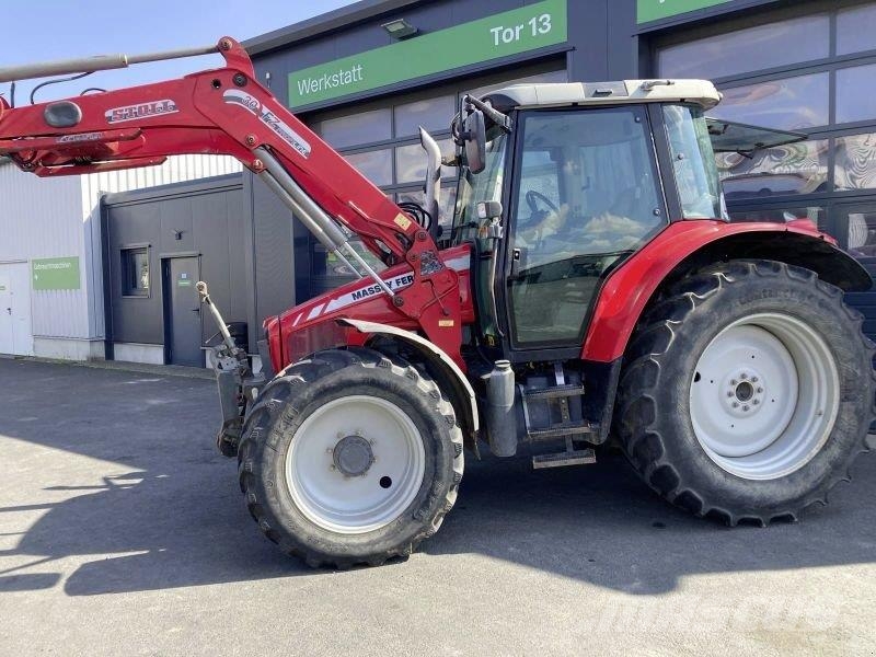 Massey Ferguson 5445 Tractoren