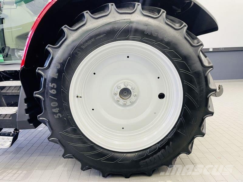 Massey Ferguson 5S.115 DYNA-4 EFFICIENT Traktoriai