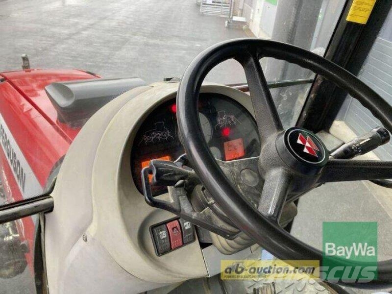 Massey Ferguson 7480 DYNA-VT الجرارات