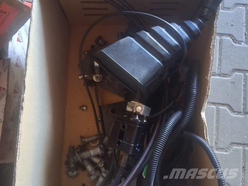 Massey Ferguson MF FL.4018 3. Steuerkreis, SoftDrive Cargadoras y excavadoras frontales