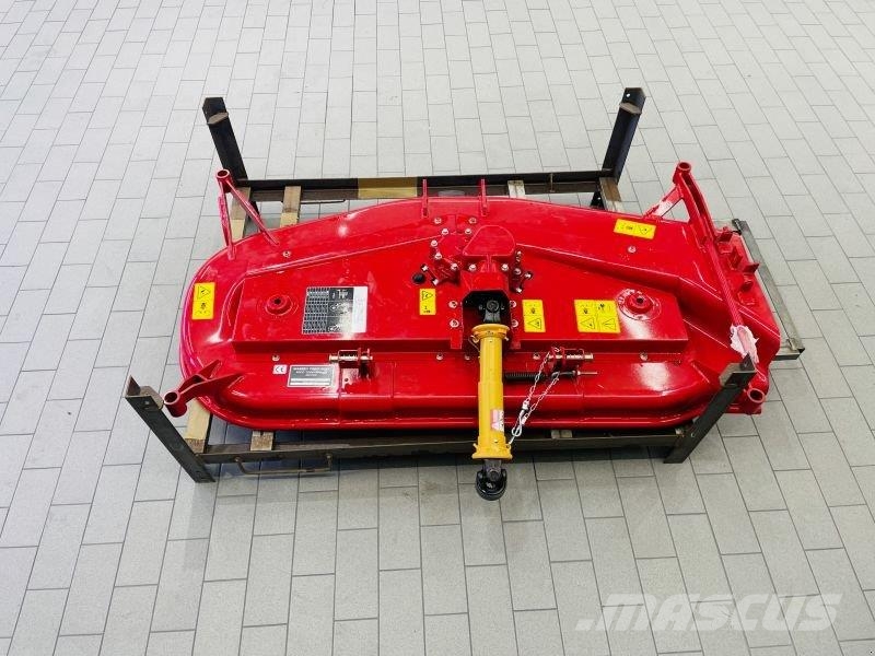 Massey Ferguson ZWISCHENACHS SICHELMÄHWERK Montuojamos ir prikabinamos šienapjovės