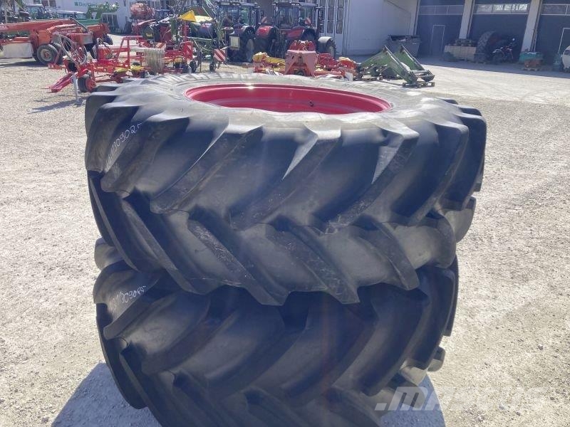 Michelin 2 GEBR. RÄDER 650/75R38 MICHEL Pneumatiky, kola a ráfky