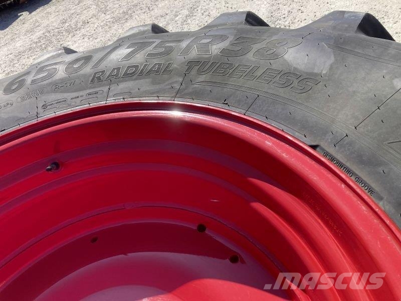 Michelin 2 GEBR. RÄDER 650/75R38 MICHEL Pneumatiky, kola a ráfky