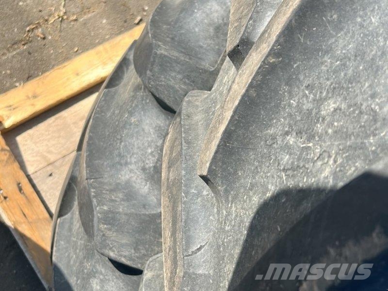 Michelin 600/65R38 480/65R28 Gume, točkovi i felne
